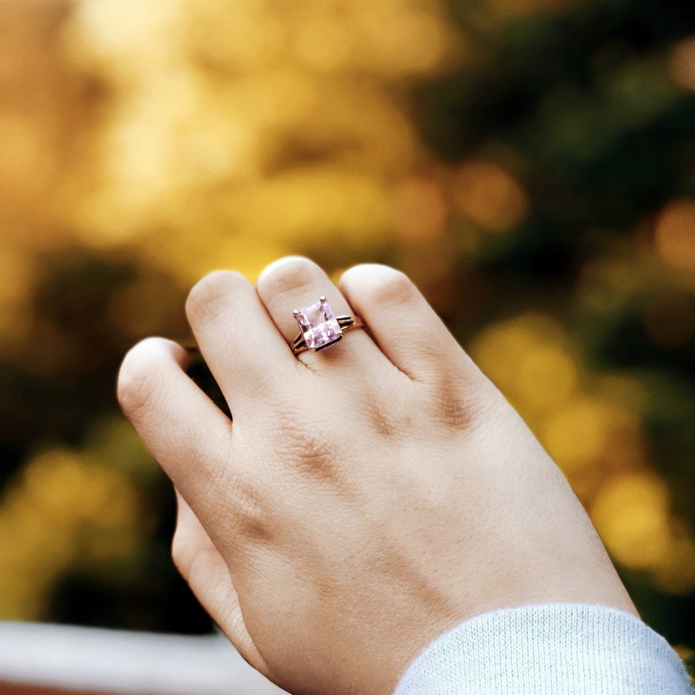 Share Tips For Opting For Suitable Colorful Jewelry For Ourselves