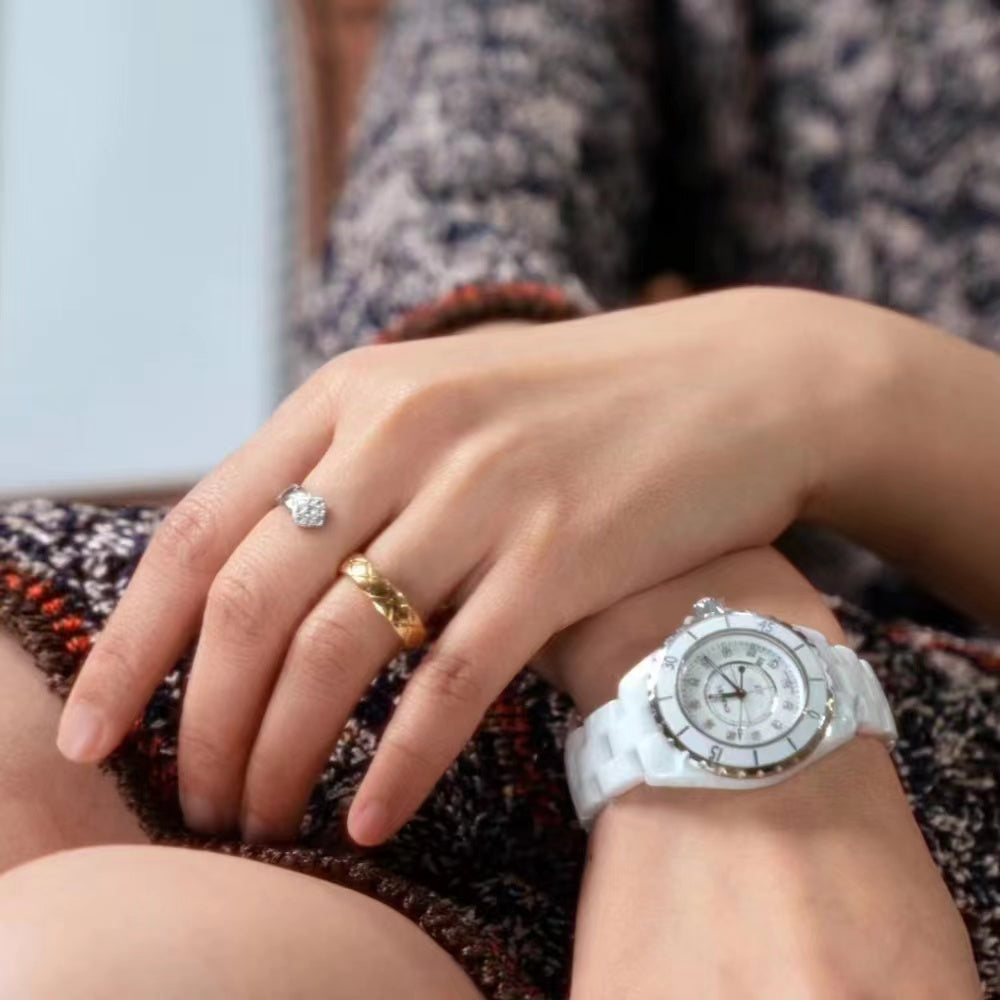 How to Wear Stacking Rings to Flatter Your Hand Shape? 2023 Latest Tips