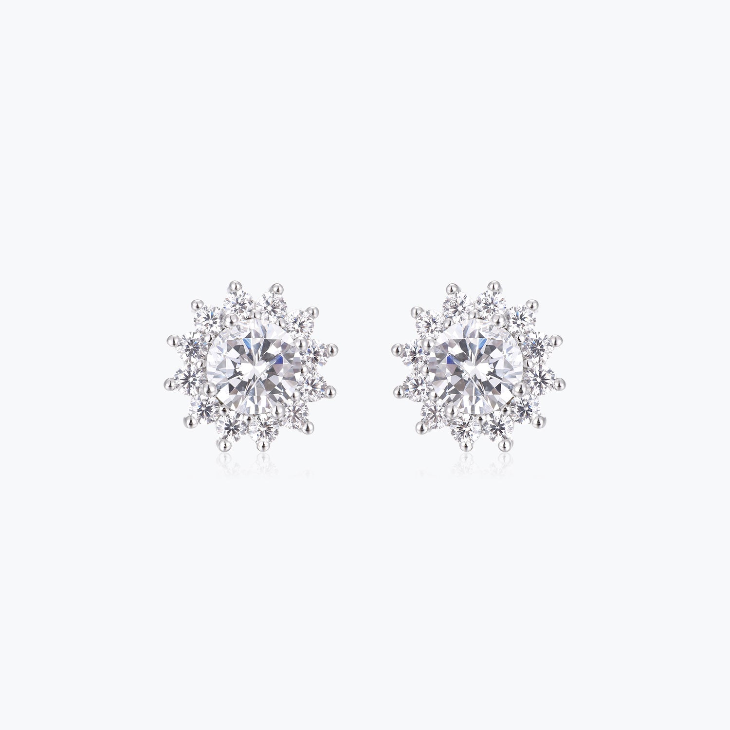 Dissoo® White Round Starlight Halo Sterling Silver Stud Earring