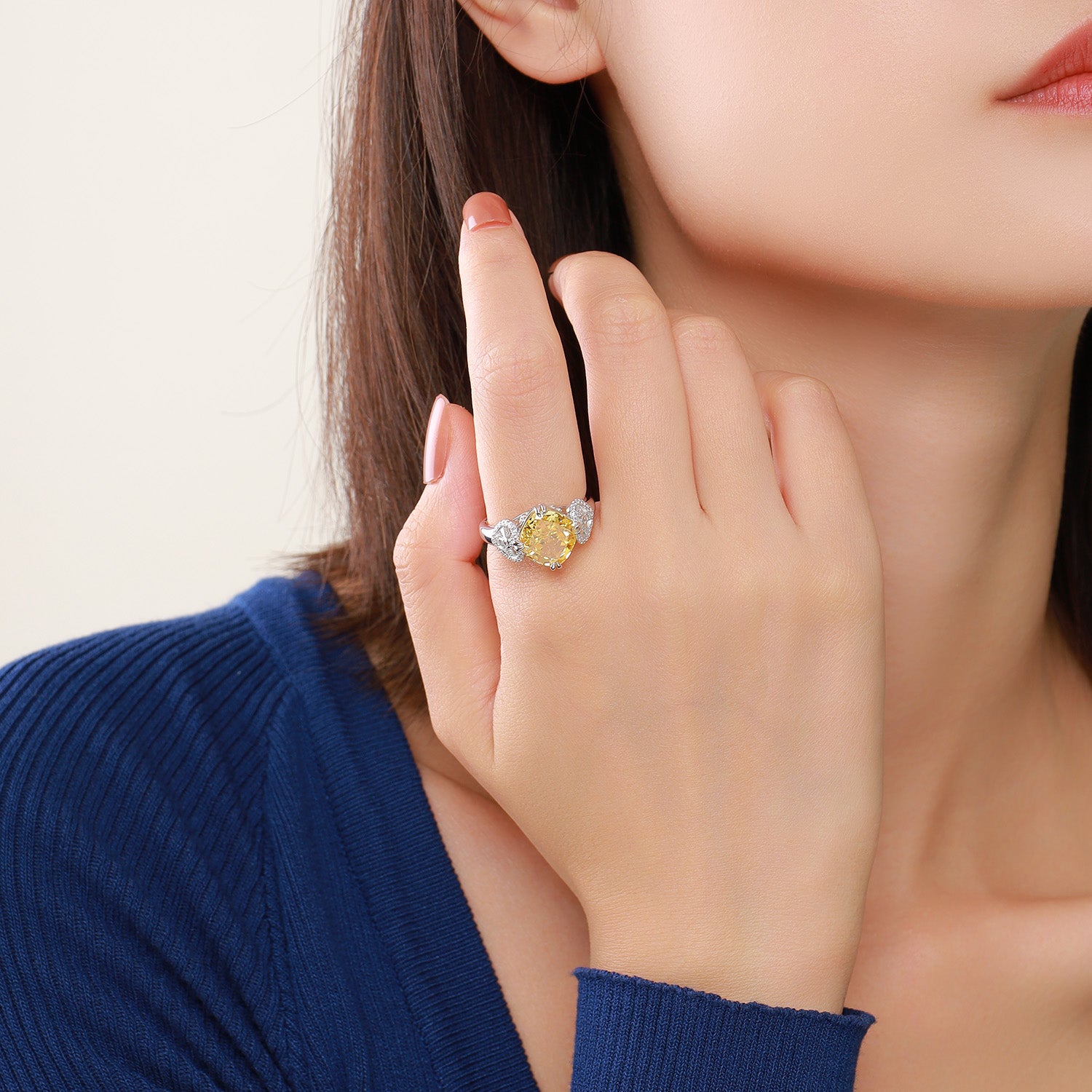 Dissoo® Light Yellow & White Heart Halo Cocktail Anniversary Ring