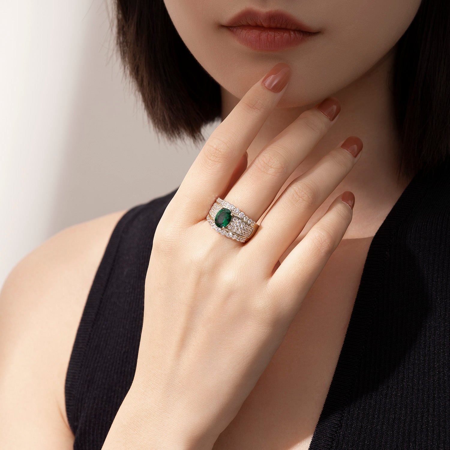 Dissoo® Emerald Green Oval Wide Pavé Cocktail Engagement Ring