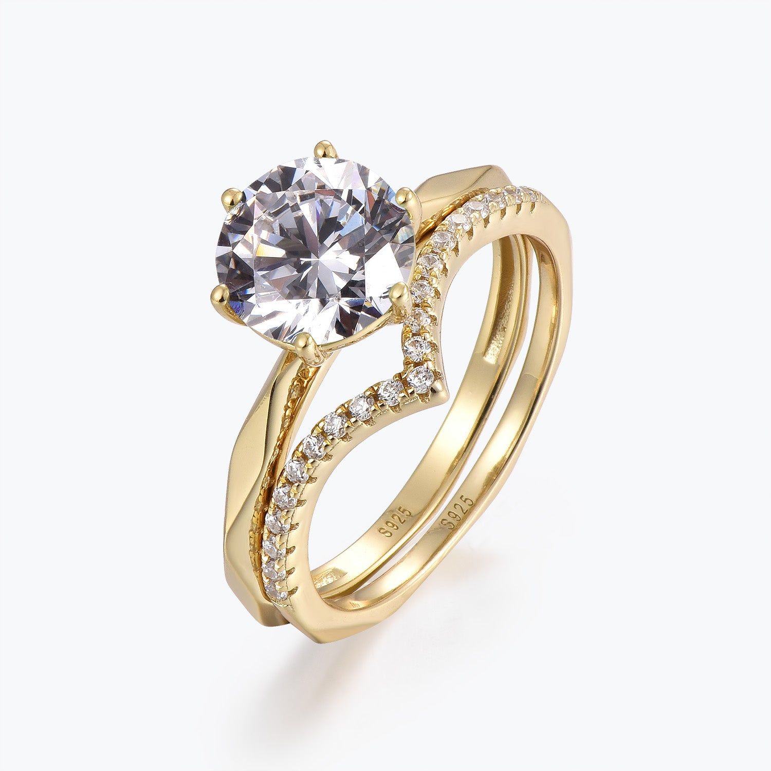 Dissoo® Round Moissanite Multi-faceted Engagement Ring and V-Shaped Pavé Wedding Ring