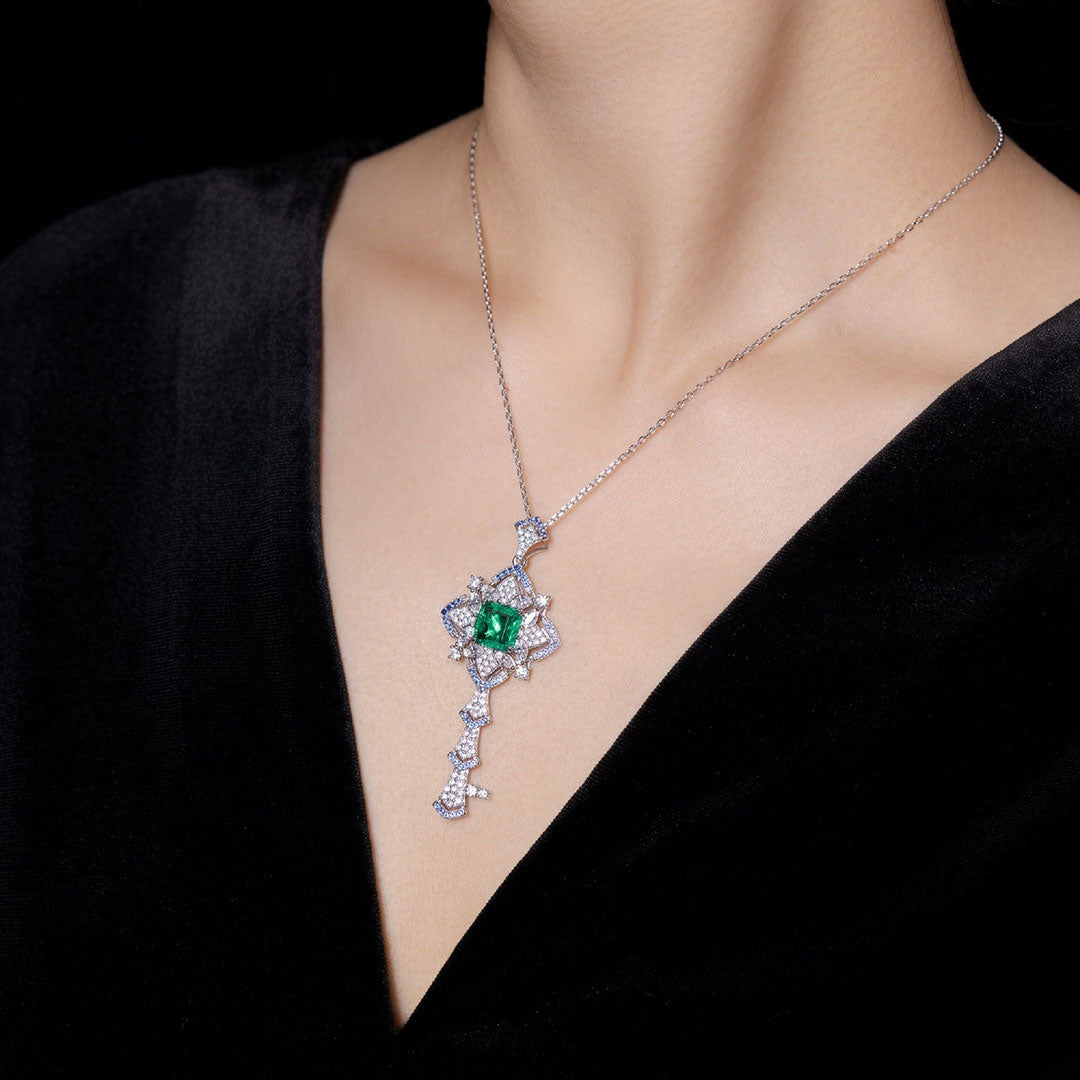 Dissoo® Emerald Sterling Silver Key Pendent Necklace