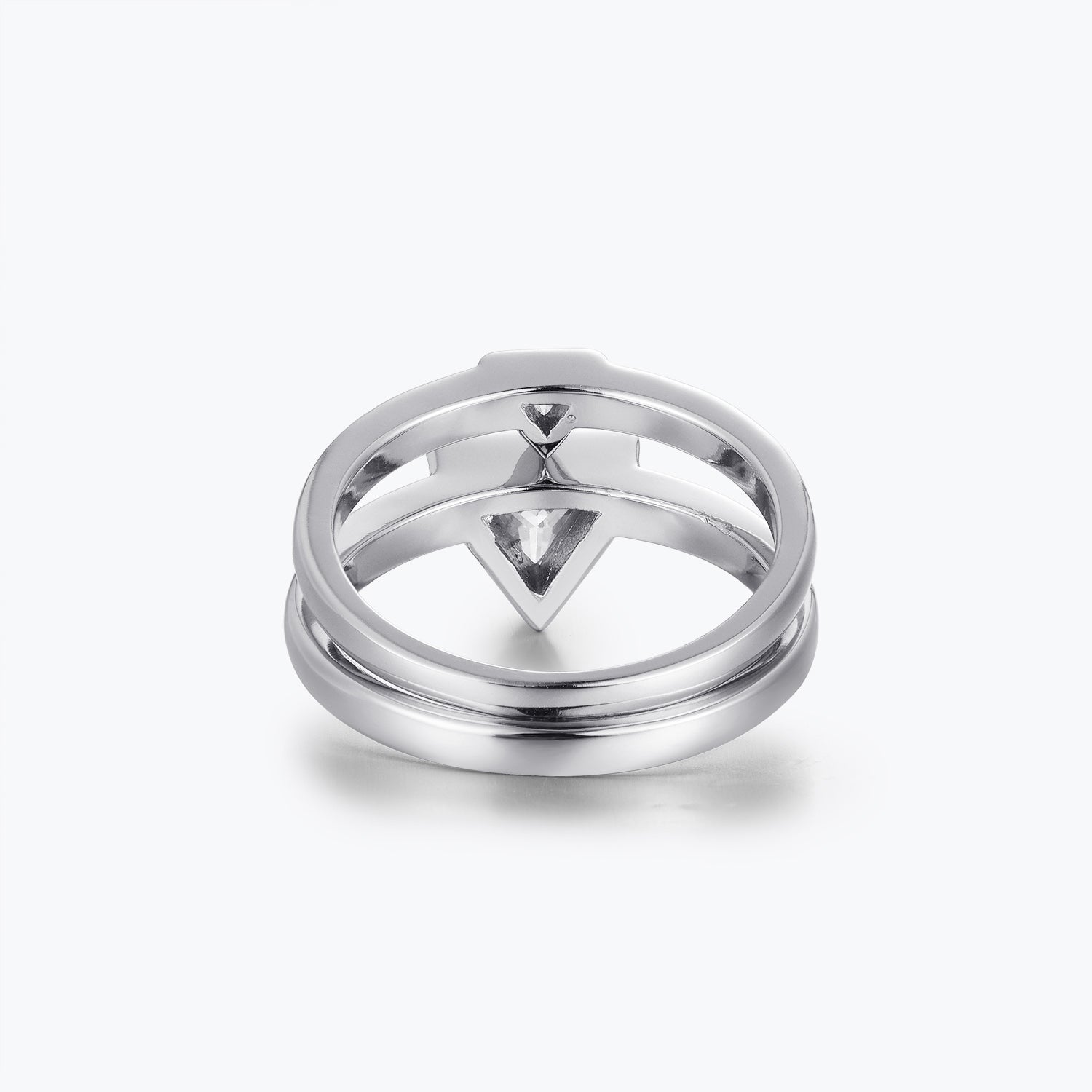 Dissoo® Triangular-shaped Moissanite 0.80 Carat Wedding Ring Set in Gold Vermeil
