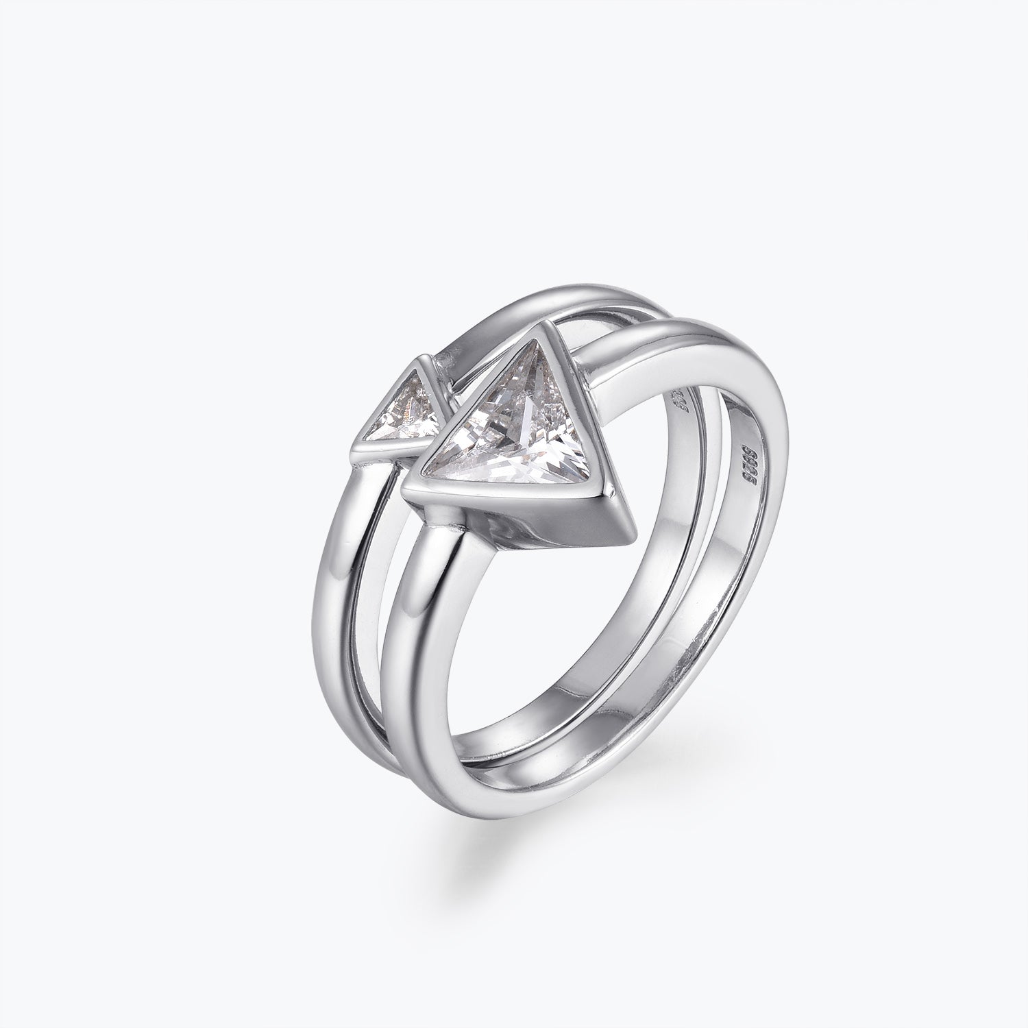Dissoo® Triangular-shaped Moissanite 0.80 Carat Wedding Ring Set in Gold Vermeil