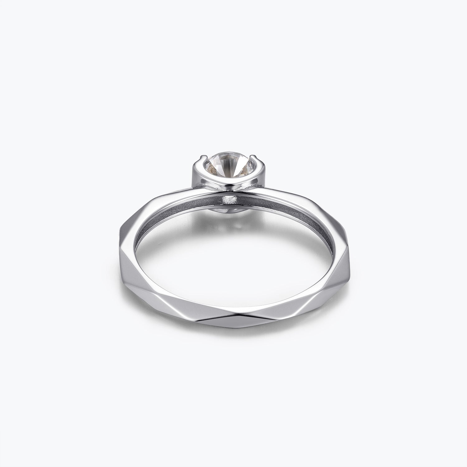 Dissoo® Round Multi-faceted Moissanite Engagement Ring in Gold Vermeil