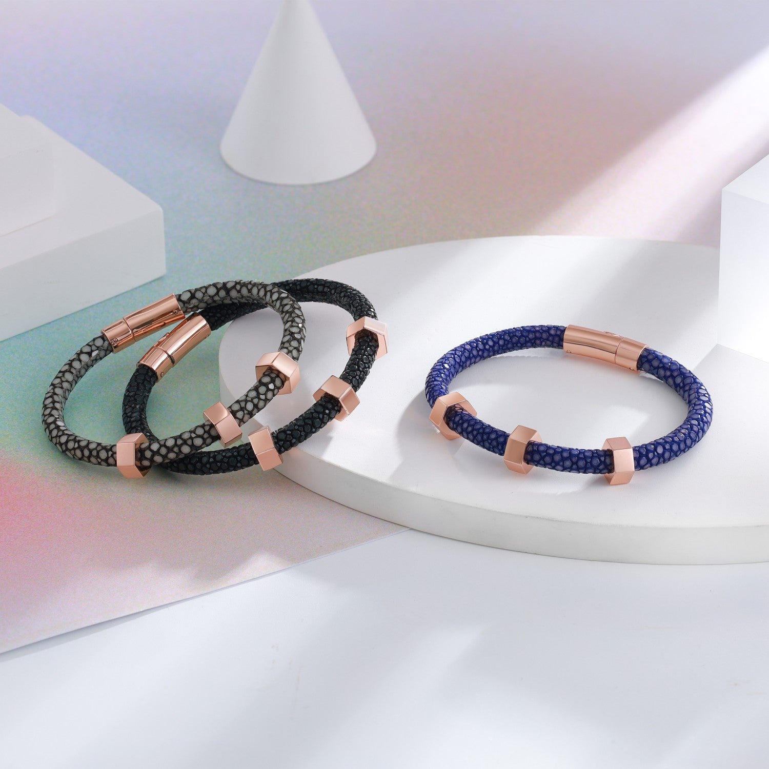 Dissoo® Luxury Stingray Bracelets with Rose Gold Nut (Unisex)