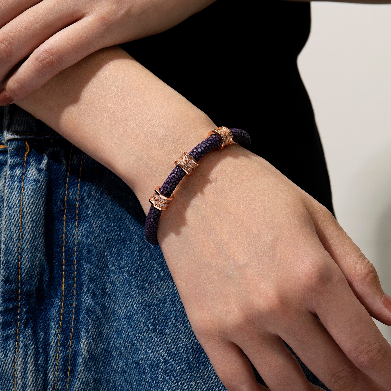 Dissoo® Zircon Nut Stingray Bracelet