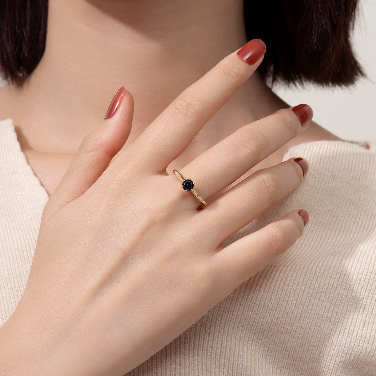 Dissoo® Round Solitaire Blue Goldstone Multi-faceted Engagement Ring