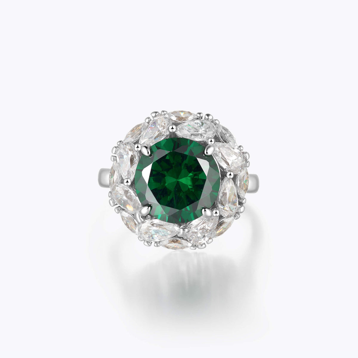 Classic Round Cut Emerald Halo Ring - dissoojewelry