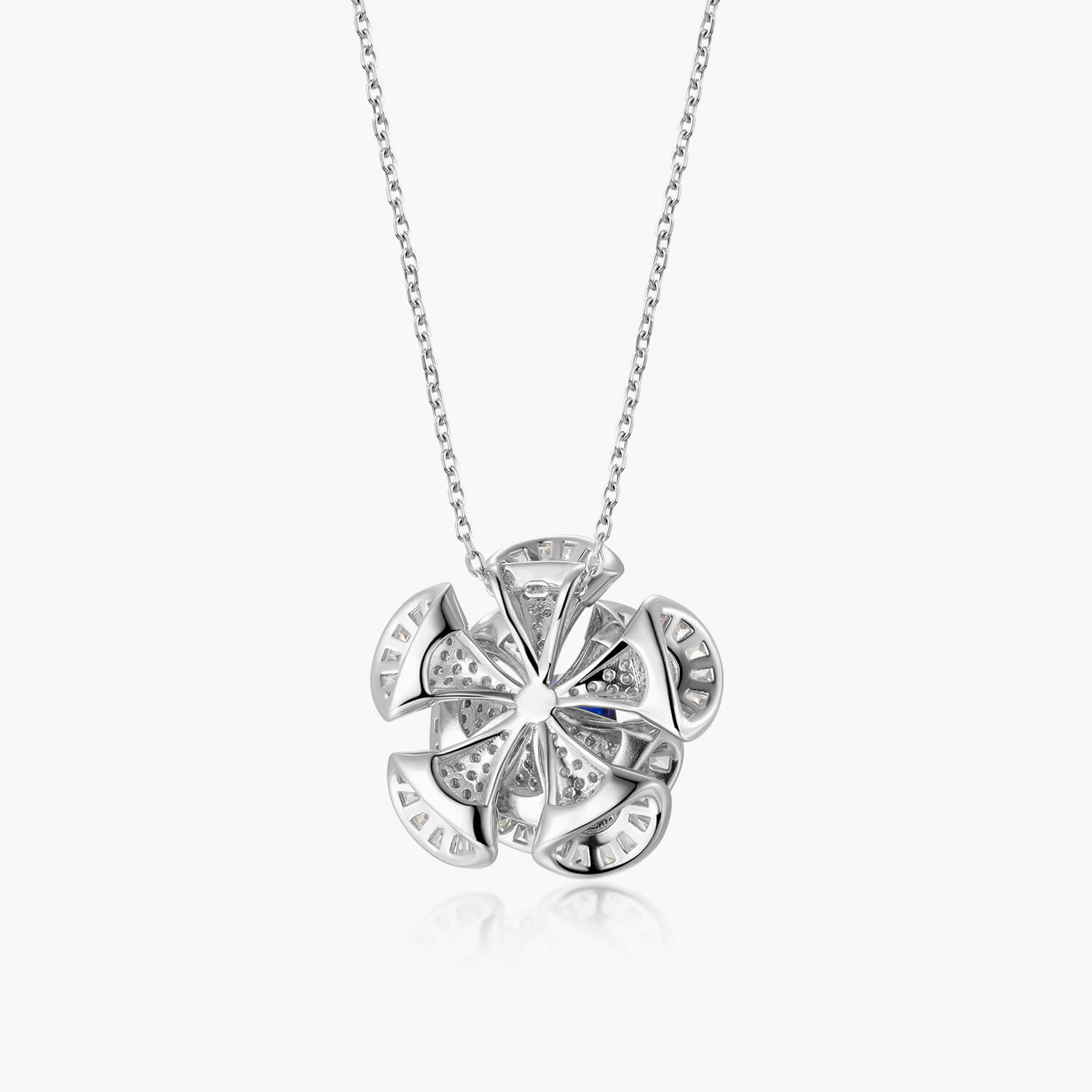 Dissoo® Blue & White Pinwheel Floral Cluster Cocktail Necklace - dissoojewelry