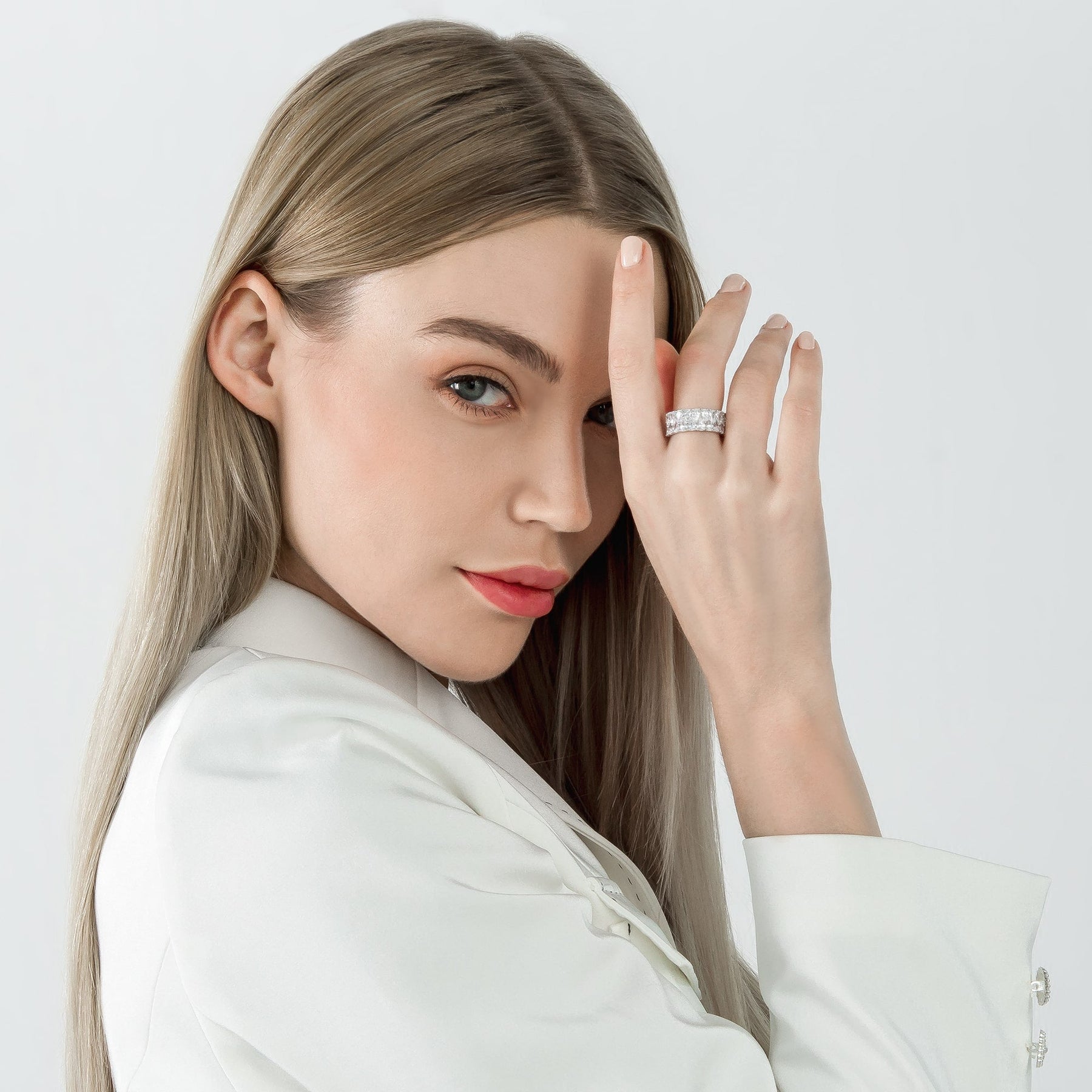 Pave Pear-cut White Band Ring - dissoojewelry