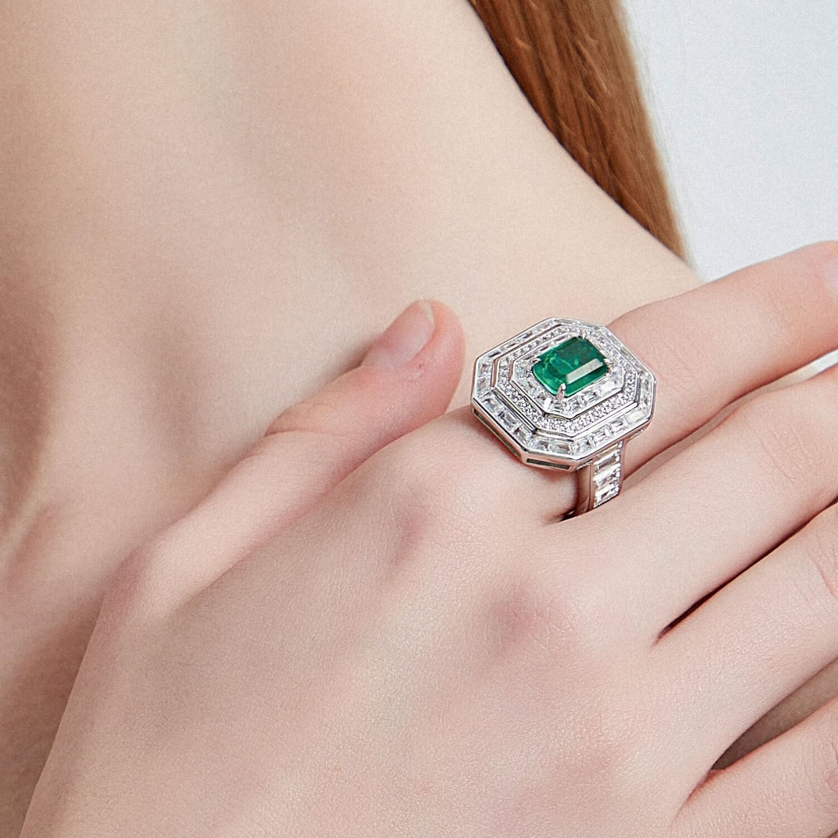 Dissoo® Classic Geometric Art Deco Emerald Green Ring