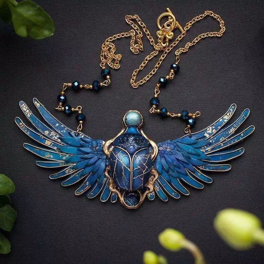 Exploring the Animal Design Elements Used by Well-Known Jewelry Brands