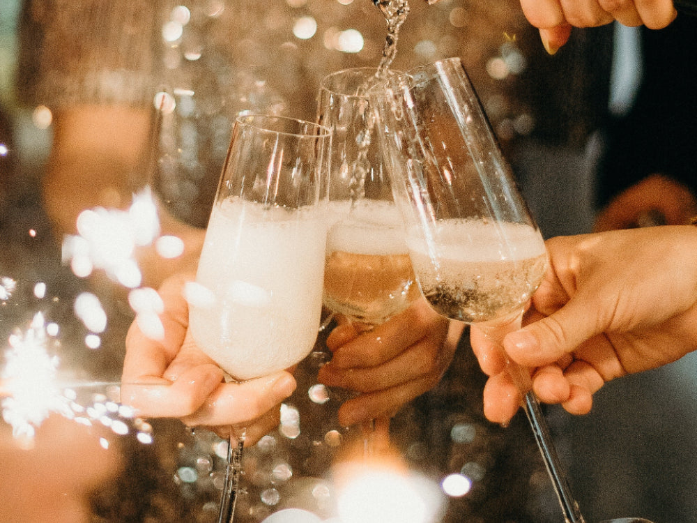 Cocktail Sparkle-The Perfect Accessory for Hollywood Glamour