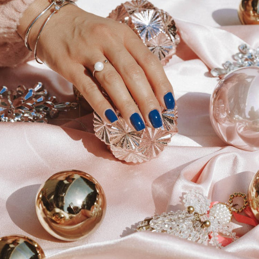 How to Choose a Colored Gemstone Engagement Ring ?