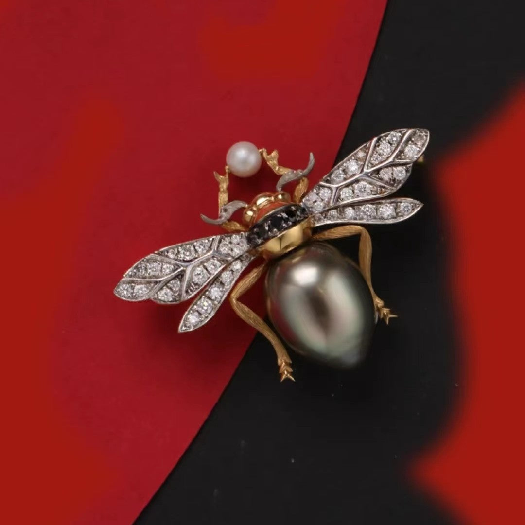 Explore Classic Jewelry Design Element: The Bee