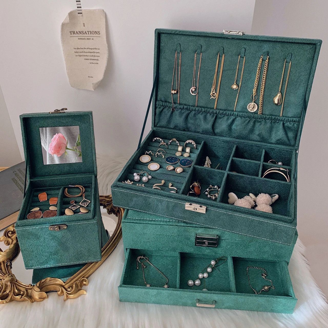 6 Tips on How to Store Your Jewelry | Dissoojewelry
