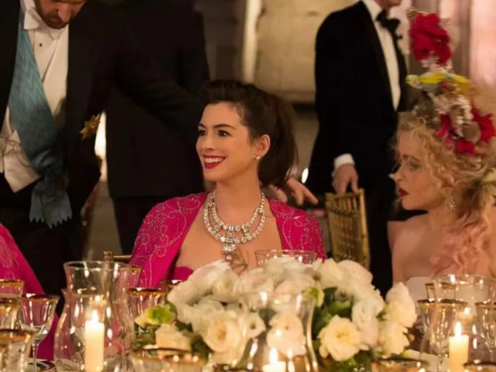 Exploring Sparkling Diamond Jewelrys from Classic Films