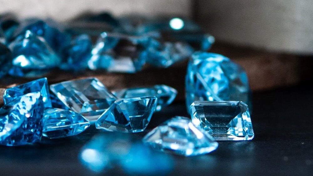 Exploring the Exquisite Designs of Europe's Royal and Aquamarine Jewelry