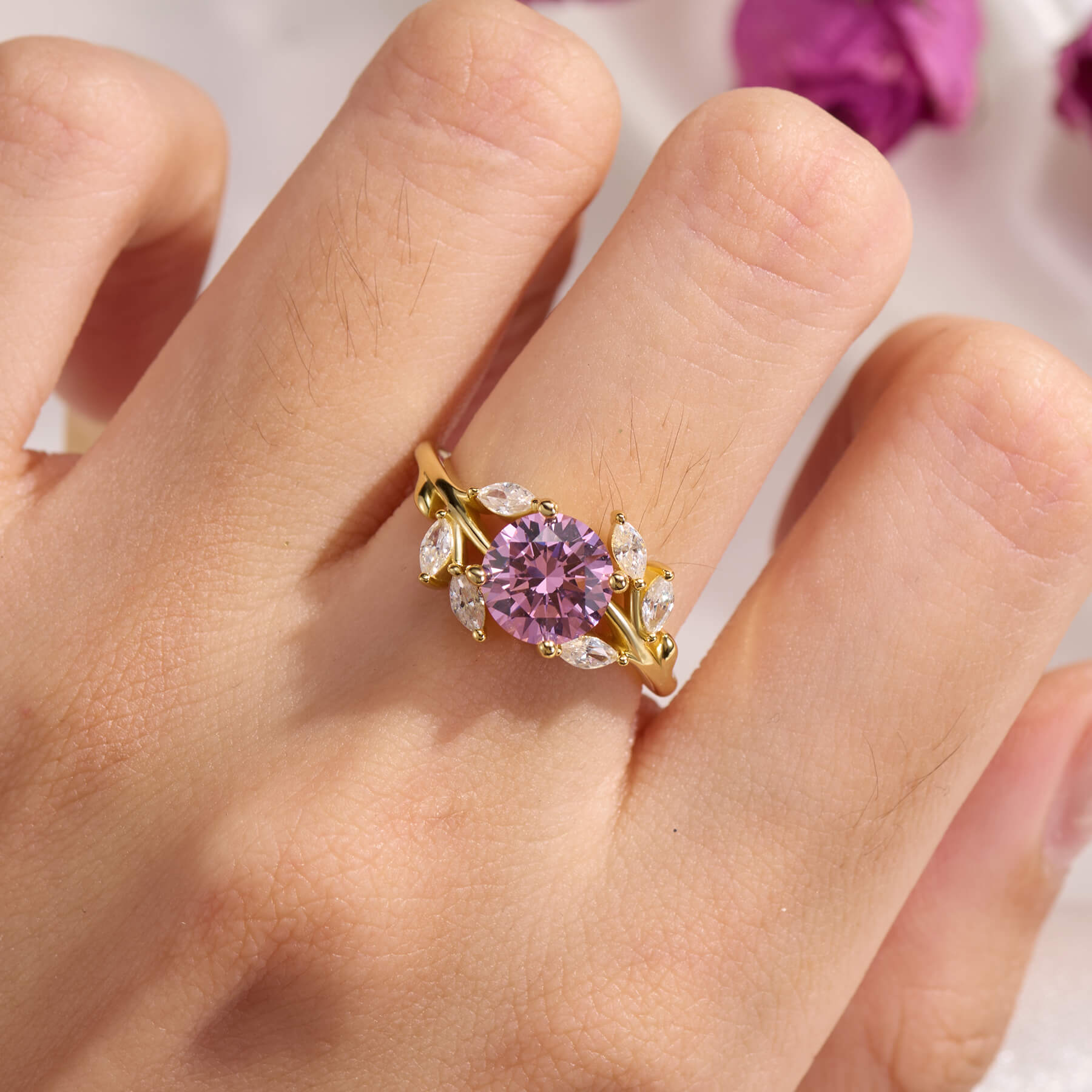 Sylvana Rundschliff Laborgezüchteter Padparadscha-Ring