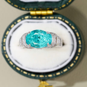 The Esmeralda Oval Cut Lab Grown Paraiba Garnets Ice-crackle Texture Ring