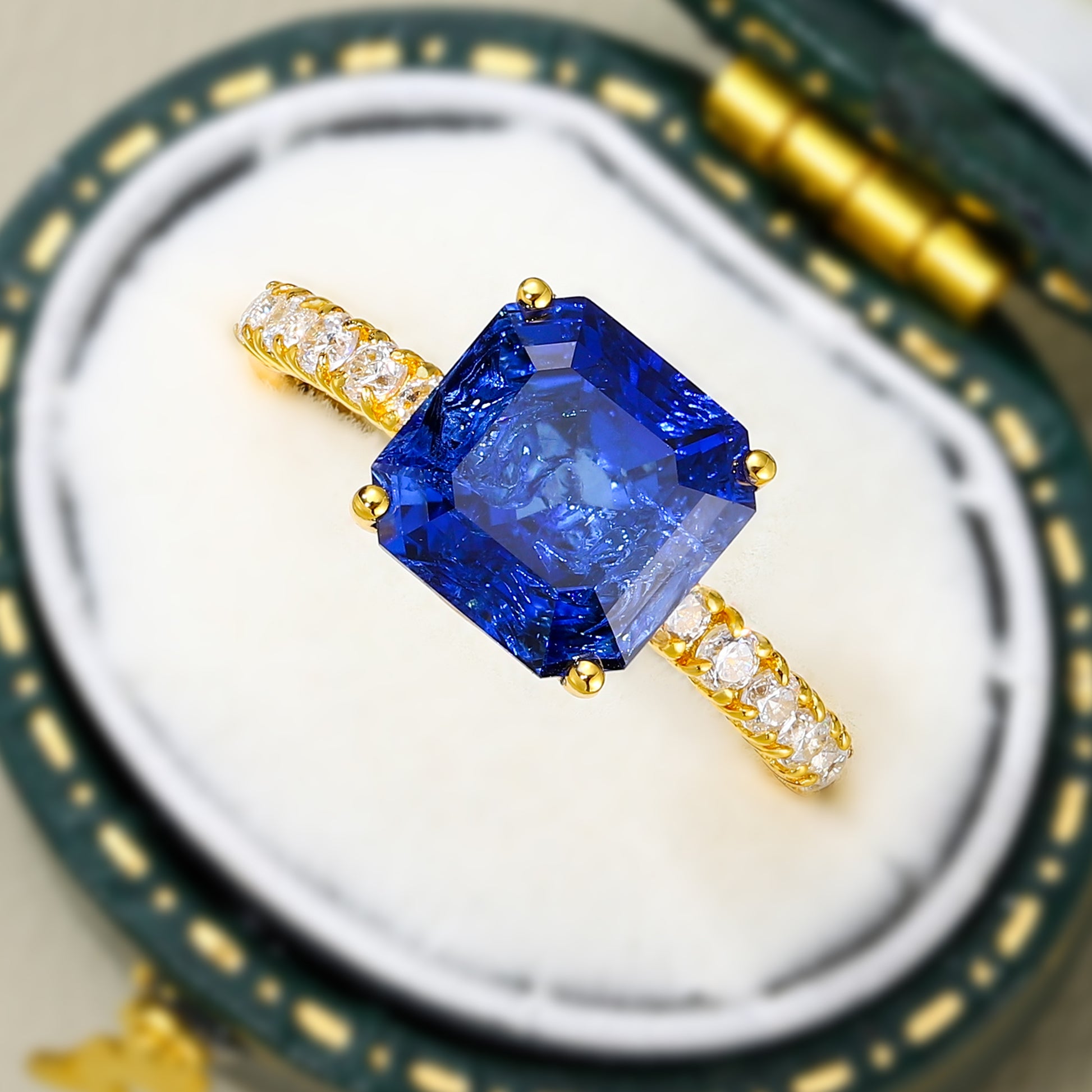 Juliana Hope Cushion Cut Lab Grown Royal Blue Sapphire Ice-crackle Texture Ring