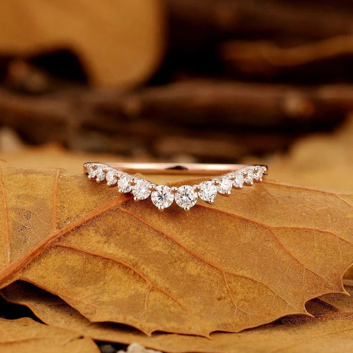 Der Rosetta-Ring mit ovalem, smaragdgeschliffenem Vintage-Edelstein in Blau