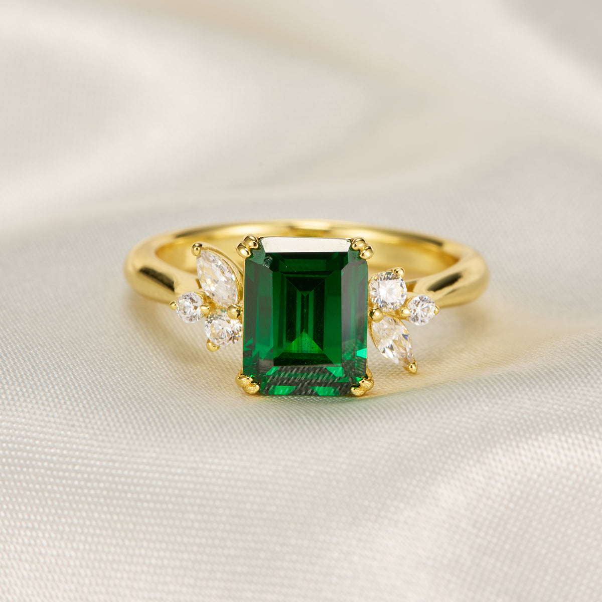 Virelia Vintage Emerald Cut Entwined Branch Lab Grown Emerald Ring