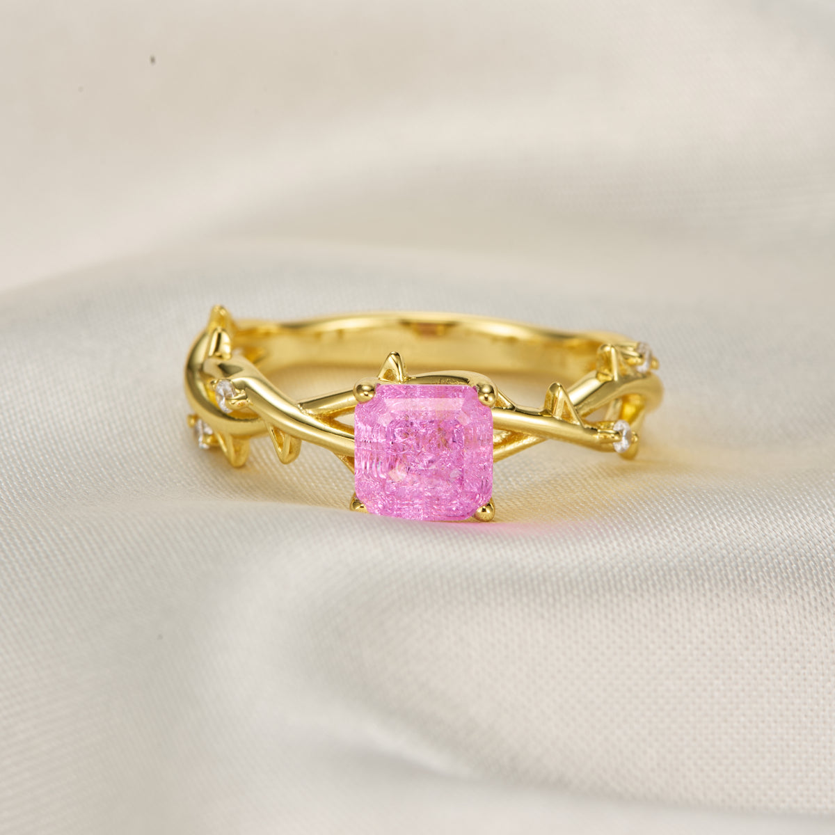 Princess Cut Lab Grown Padparadscha Sapphire Ice-crackle Texture Leafy Ring