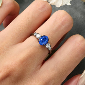 The Alina Oval Cut Lab-Grown Sapphire Ice-crackle Texture Ring