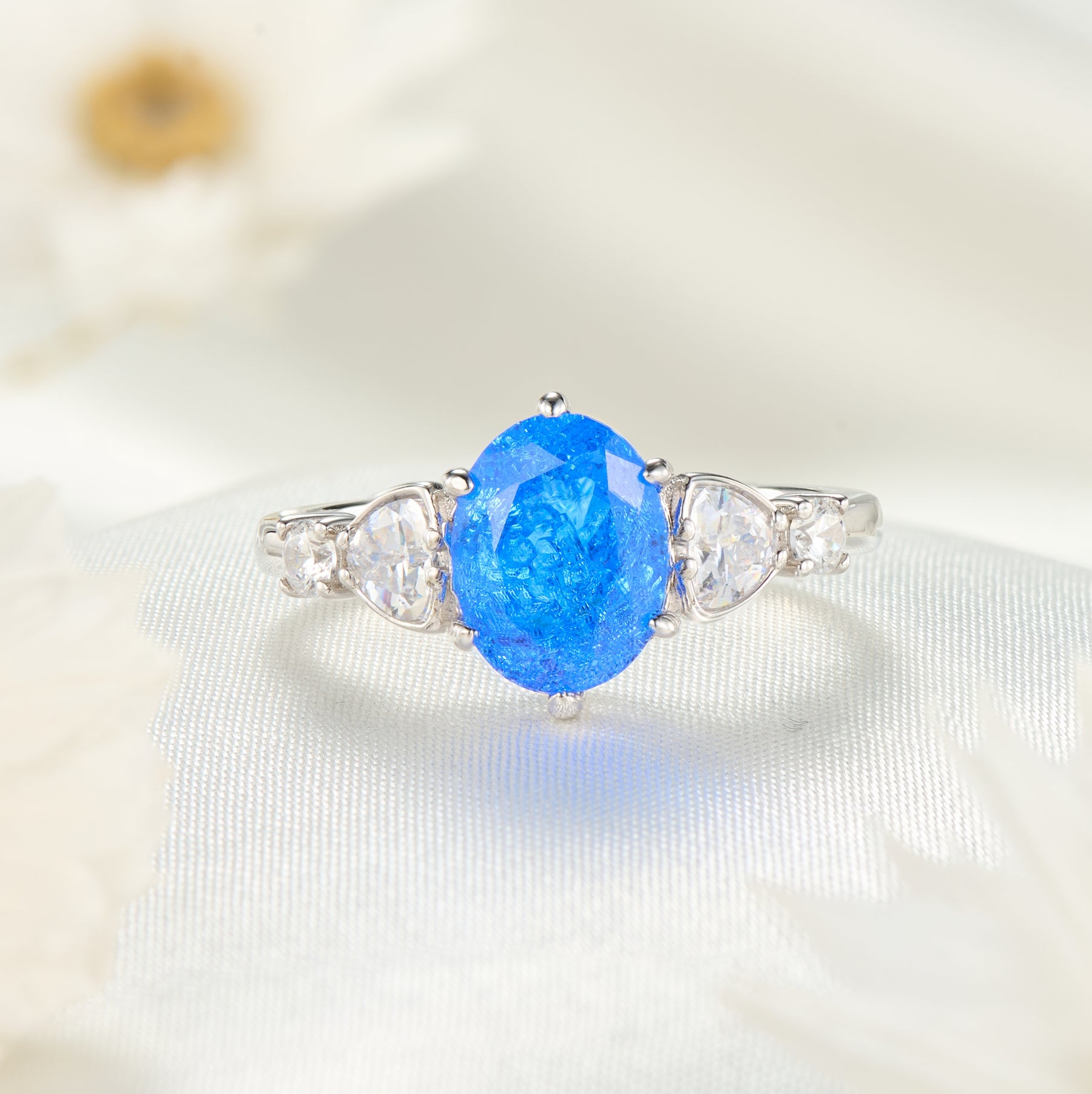 Aurora Belle Oval Cut Lab Grown Blue Spinel Ice-crackle Texture Ring