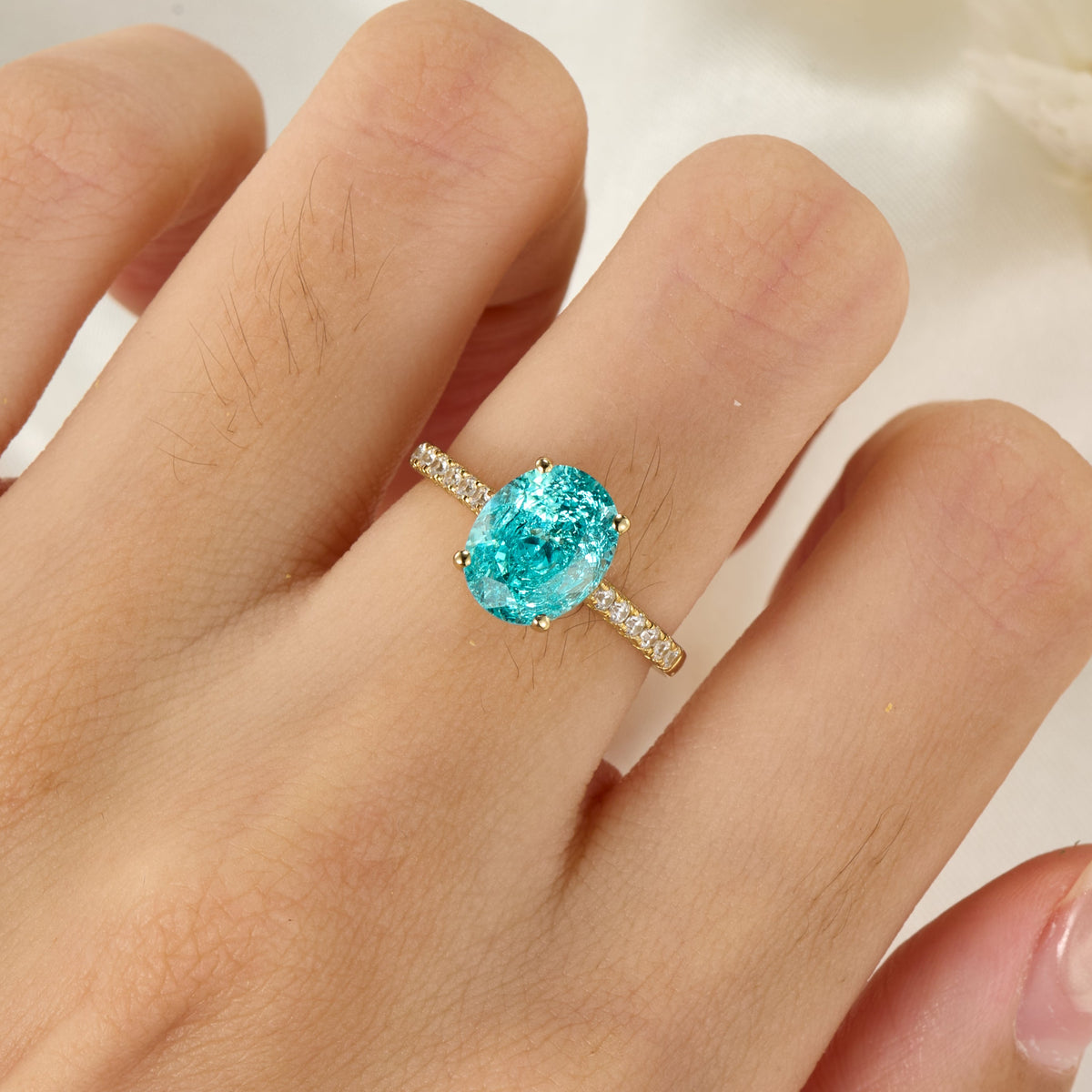 The Opaline Oval Cut Lab Grown Paraiba Garnets Ice-crackle Texture Ring