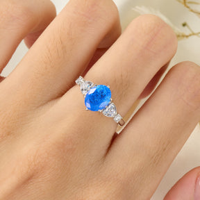 Aurora Belle Oval Cut Lab Grown Blue Spinel Ice-crackle Texture Ring