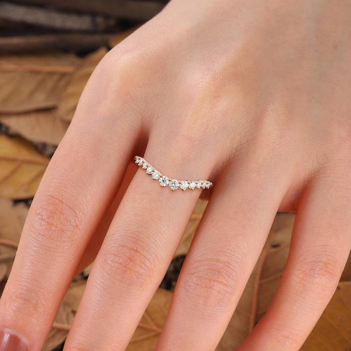 Der Rosetta-Ring mit ovalem, smaragdgeschliffenem Vintage-Edelstein in Blau