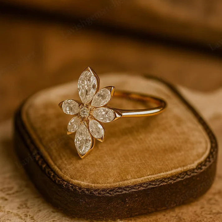 Der Luna-Moissanitring im Birnenschliff