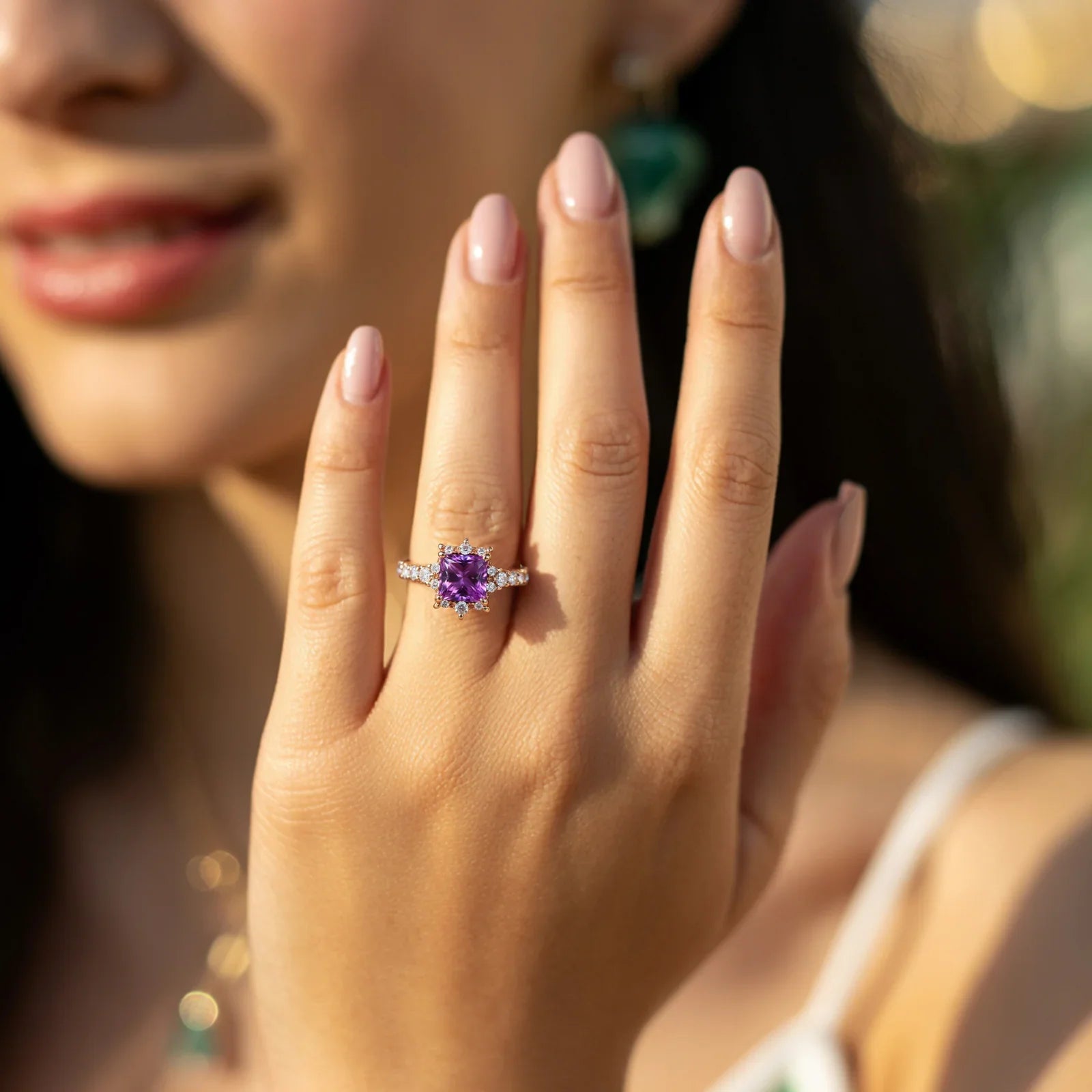 Bague Caterina avec pierre précieuse violette taille princesse