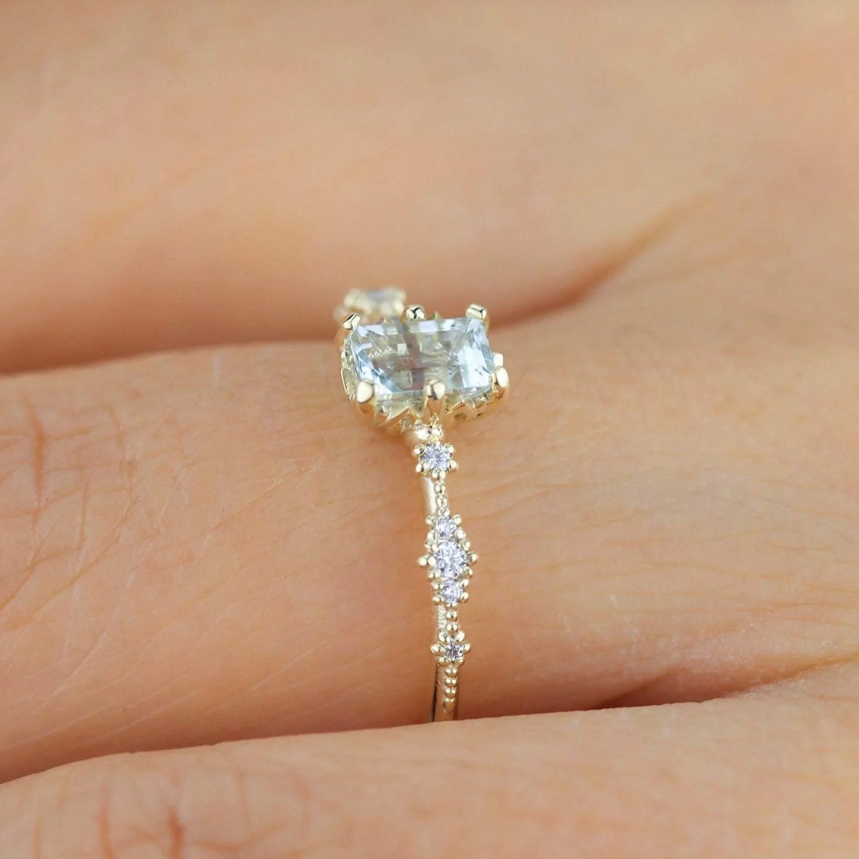 Bague Natalia en topaze taille émeraude