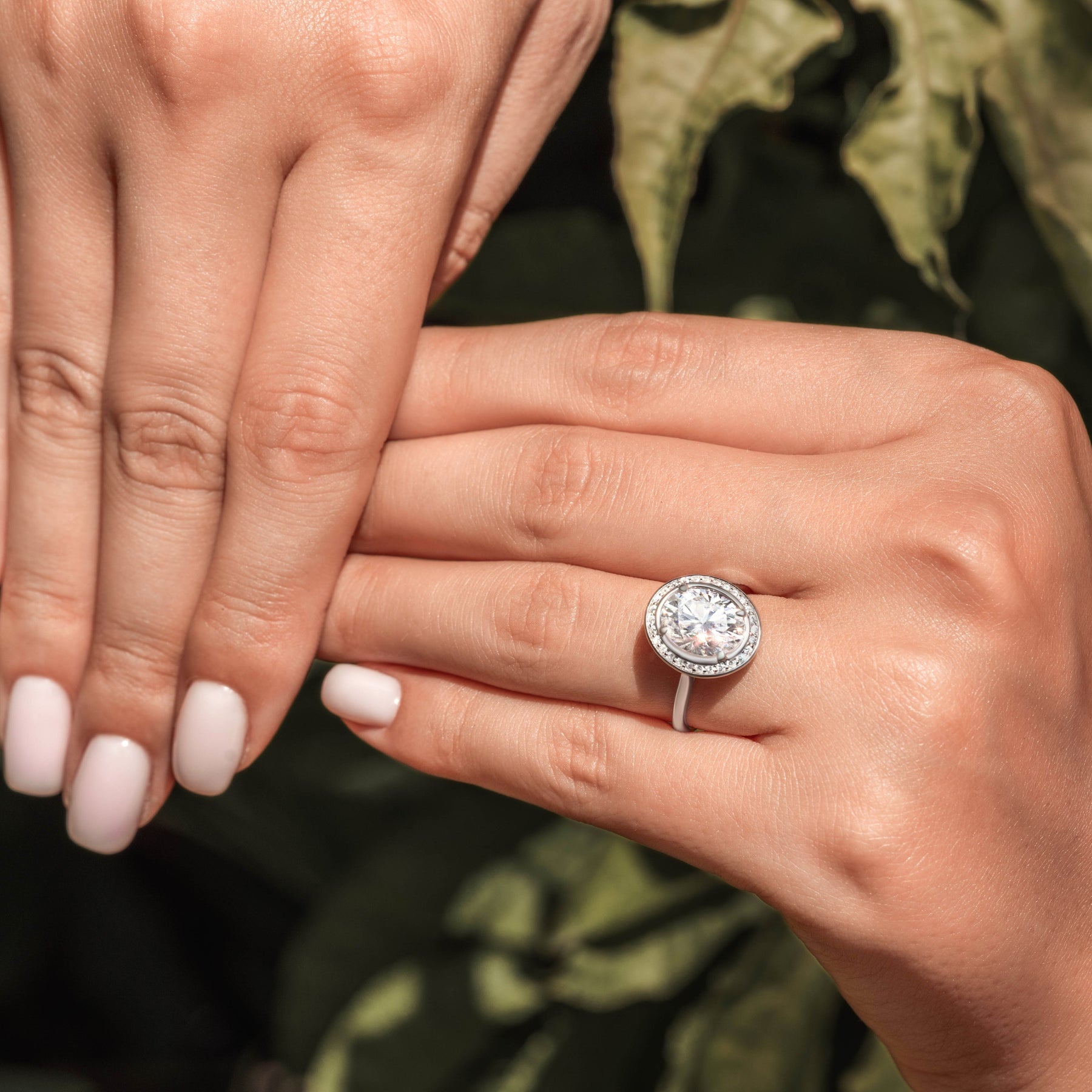 The Elizabeth 3CT Oval Cut Halo Moissanite Ring