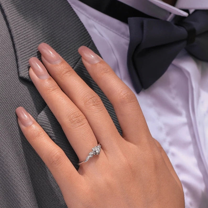 Bague vintage Rosetta en pierre précieuse bleue ovale taillée émeraude