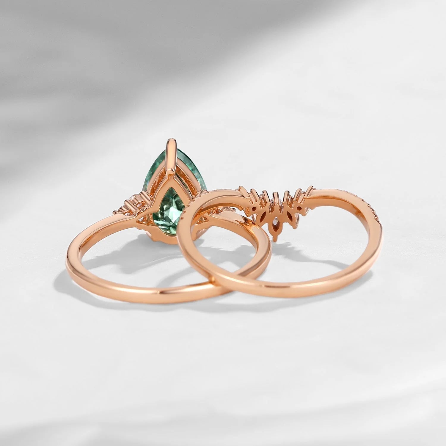 Dissoo® Rosa florales birnenförmiges Goldring-Set mit gebogenem Stapelring