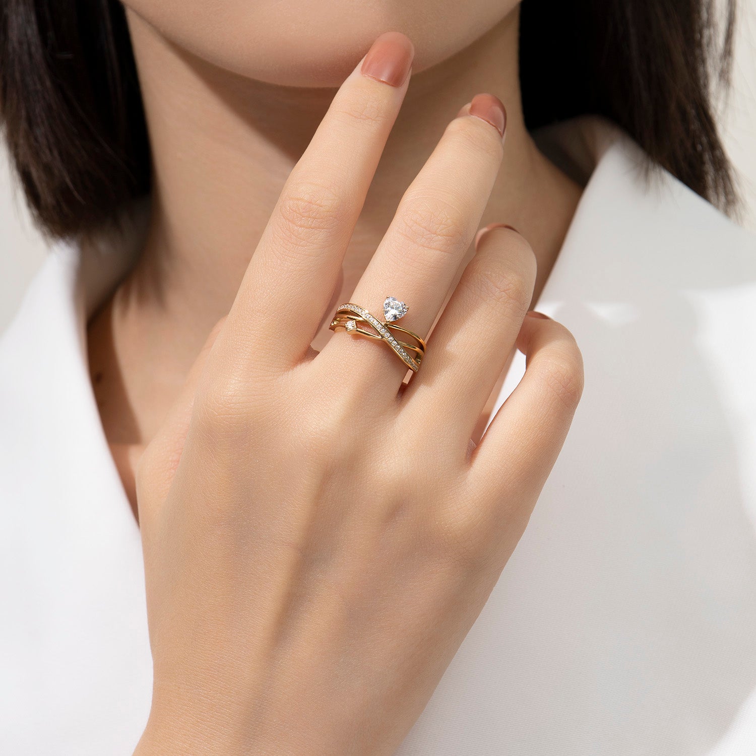 Bague de fiançailles croisée multi-rangs en or et moissanite Dissoo® en forme de cœur