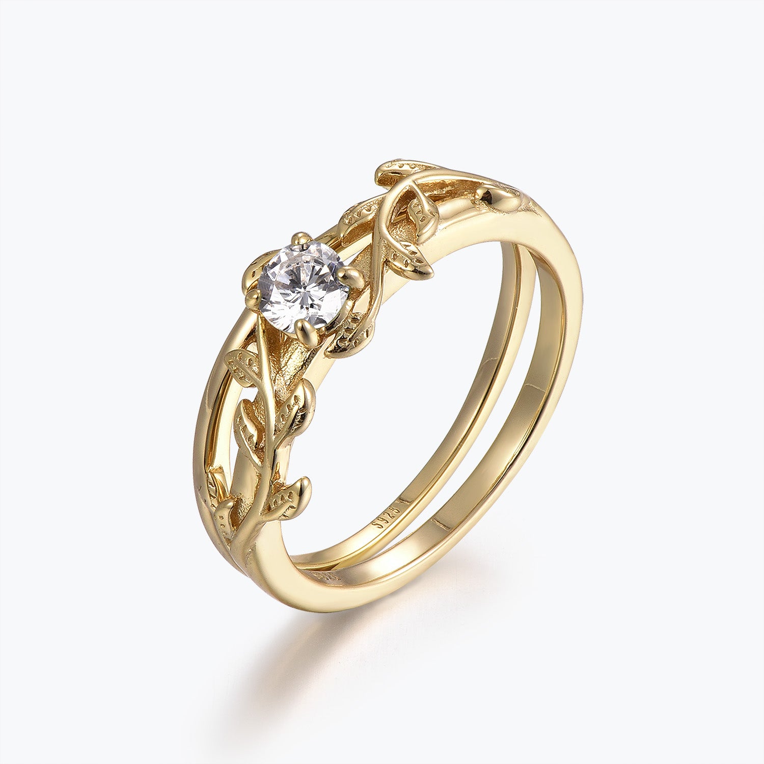 Bague de fiançailles Dissoo® en moissanite « Winding Willow » et alliance « Willing Twig ».