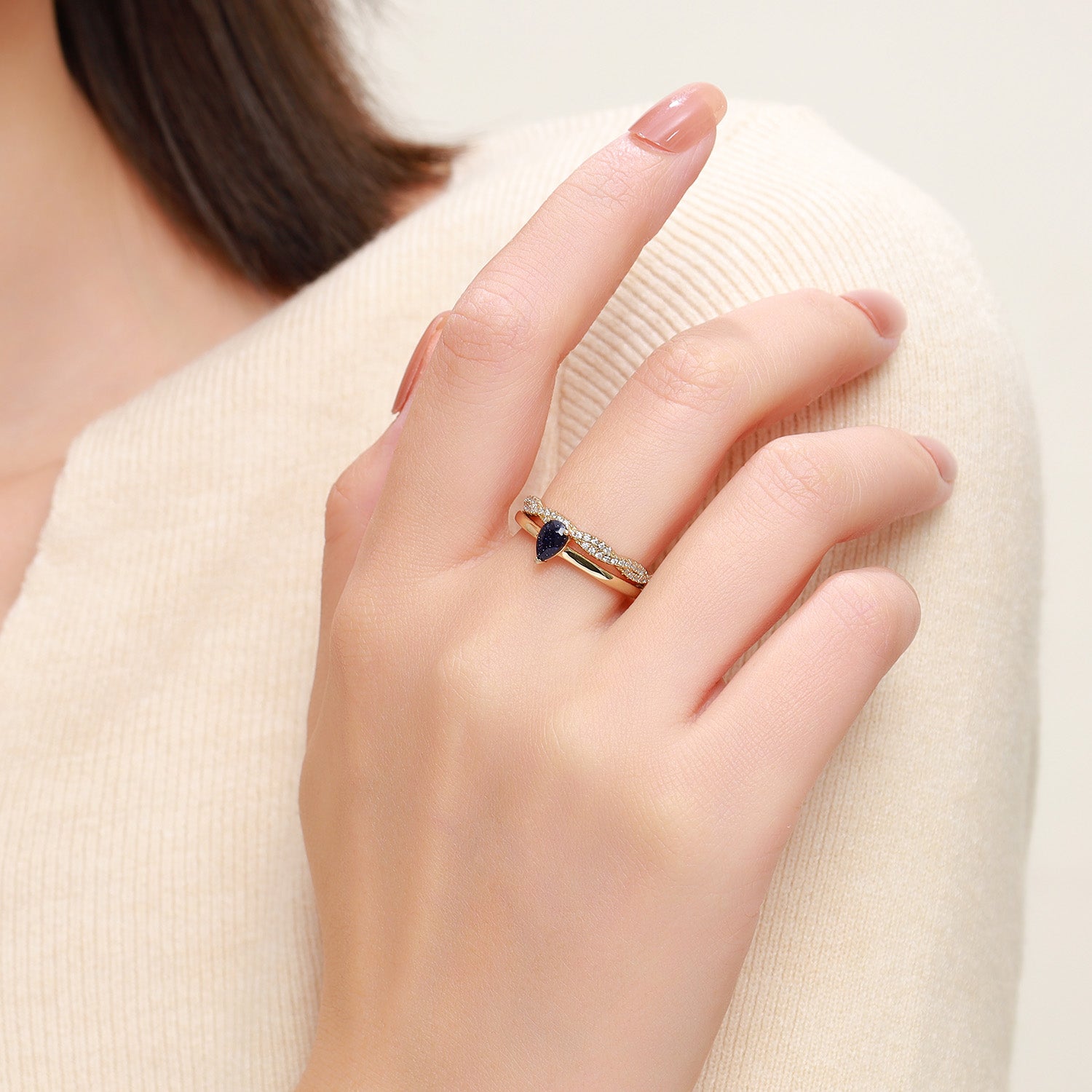 Dissoo® Birnenförmiger blauer Goldstein-Brautschmuck mit goldenem Pavé-Ehering