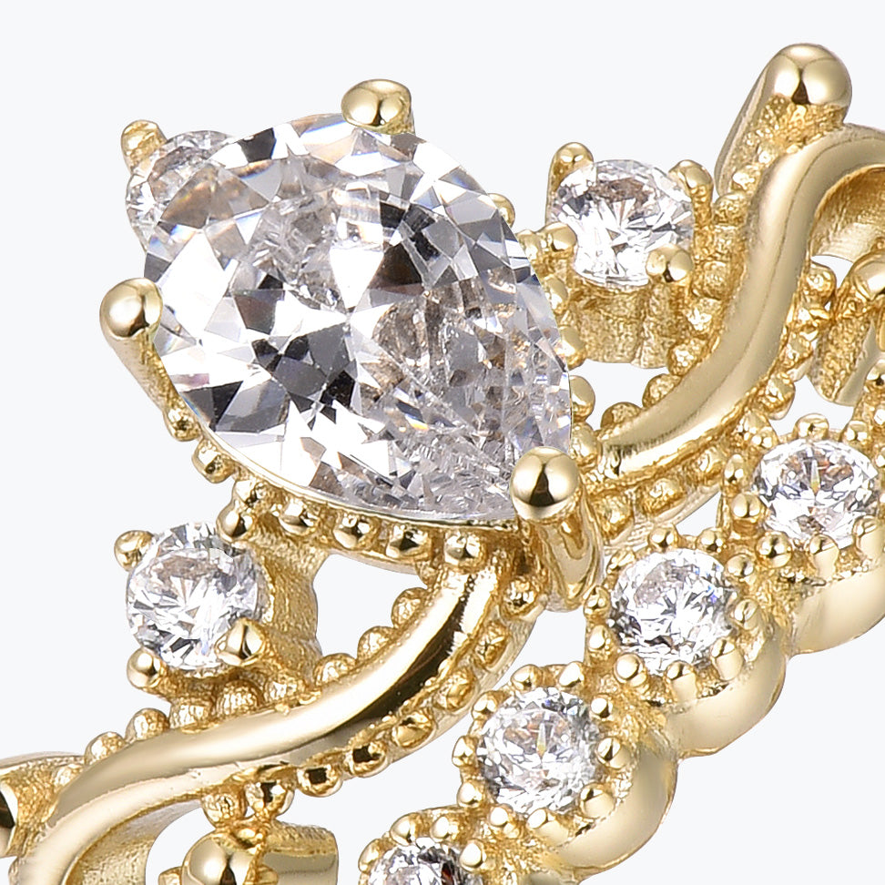 Victorian Lace Pear Cut Moissanite Engagement Ring Set