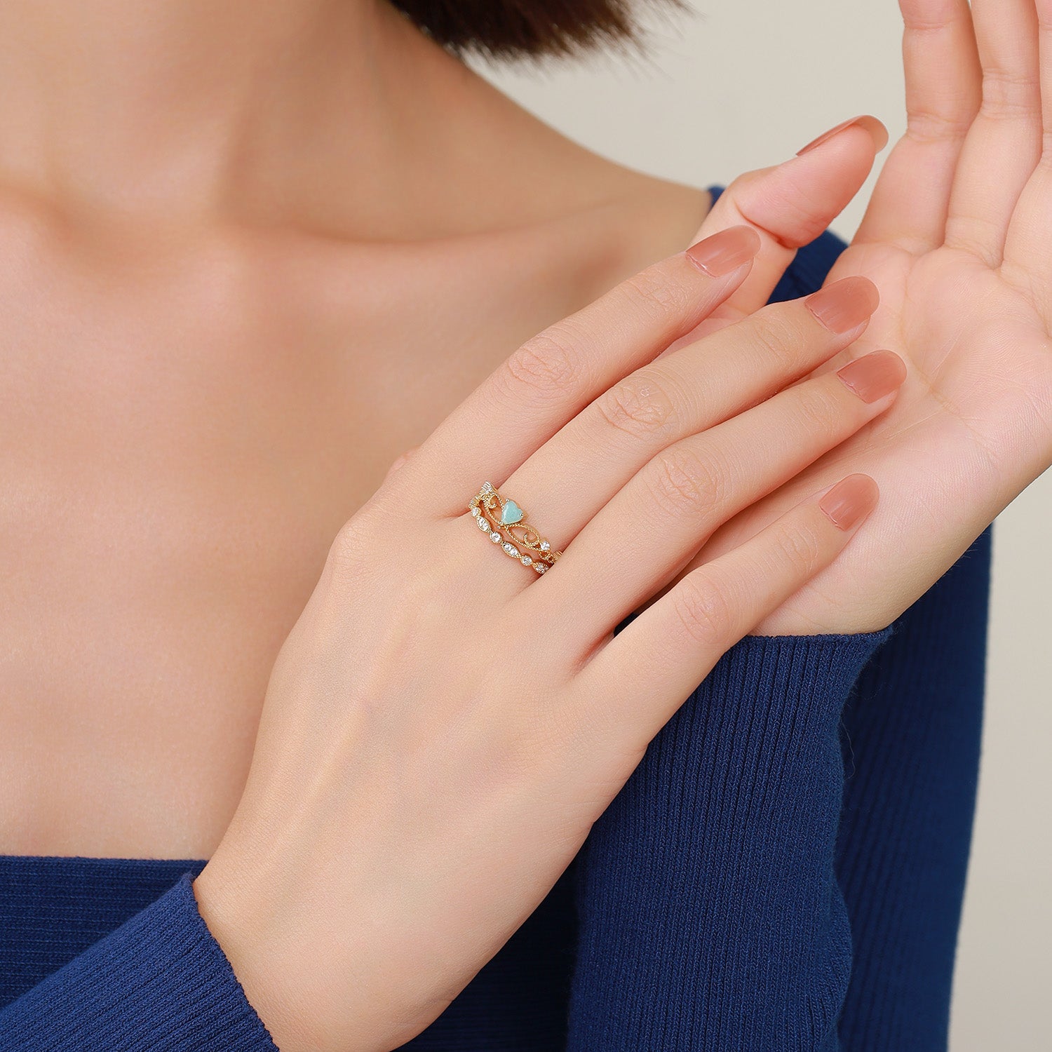 Dissoo® Verlobungsring mit herzförmigem Kronen-Amazonit und passendem goldenen Versailles-Ehering