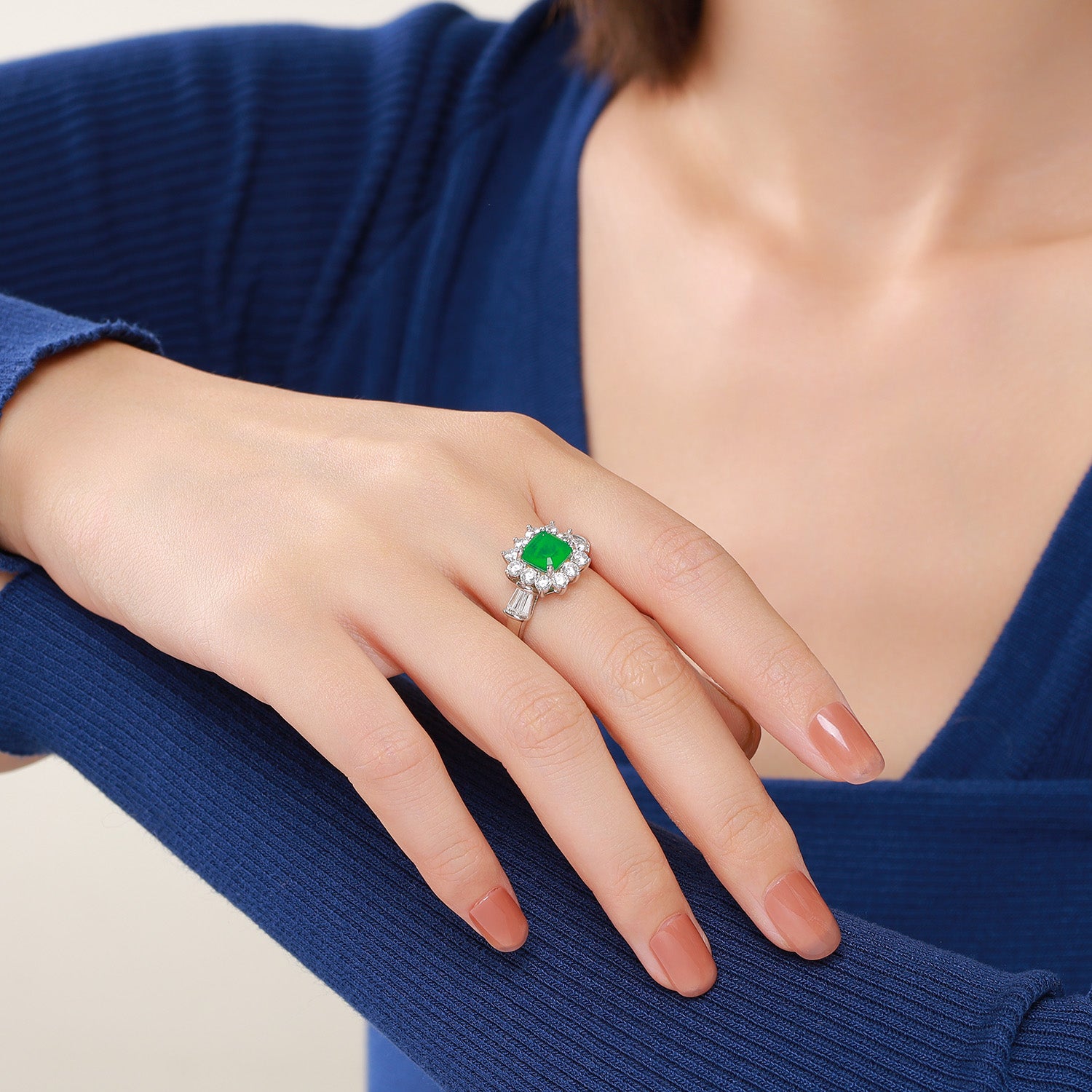Dissoo® Emerald Green Asscher Floral Cluster Cocktail Engagement Ring