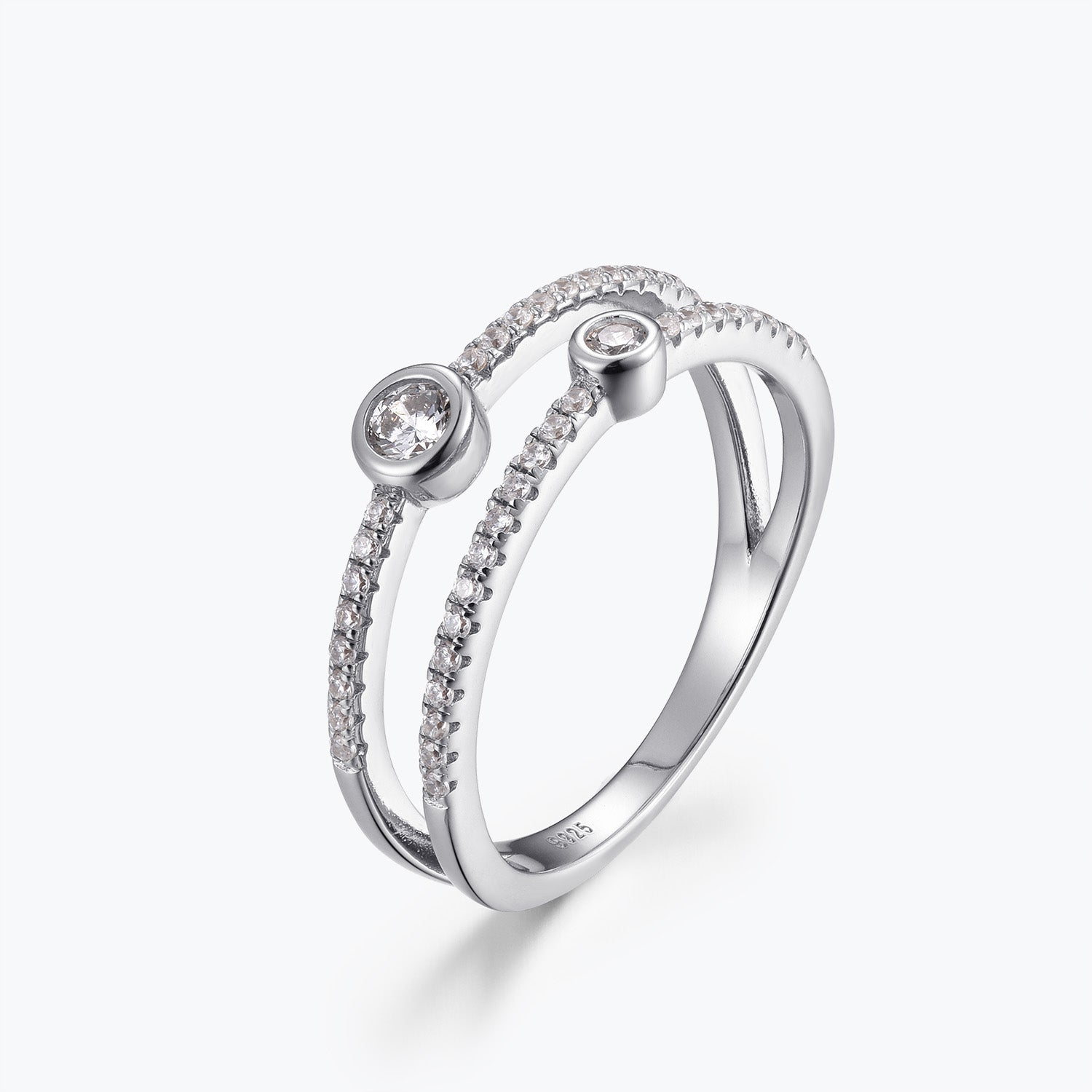 Timeless Round Cut Moissanite Engagement Ring