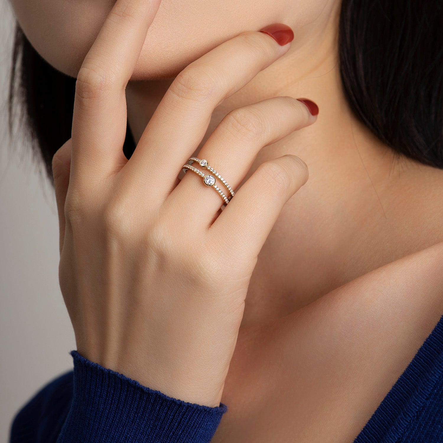 Timeless Round Cut Moissanite Engagement Ring