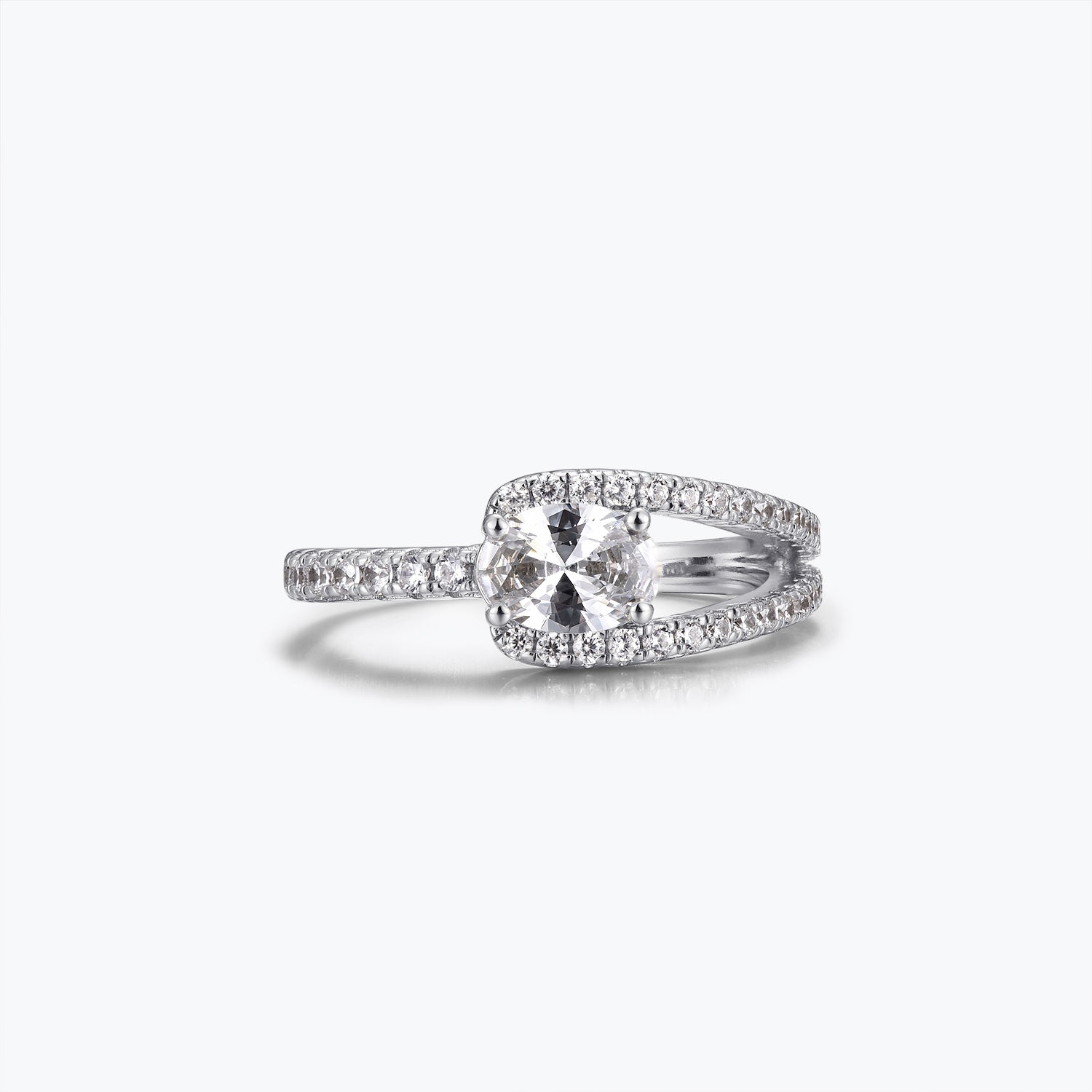 Oval Cut Split-Shank Pavé Moissanite Engagement Ring